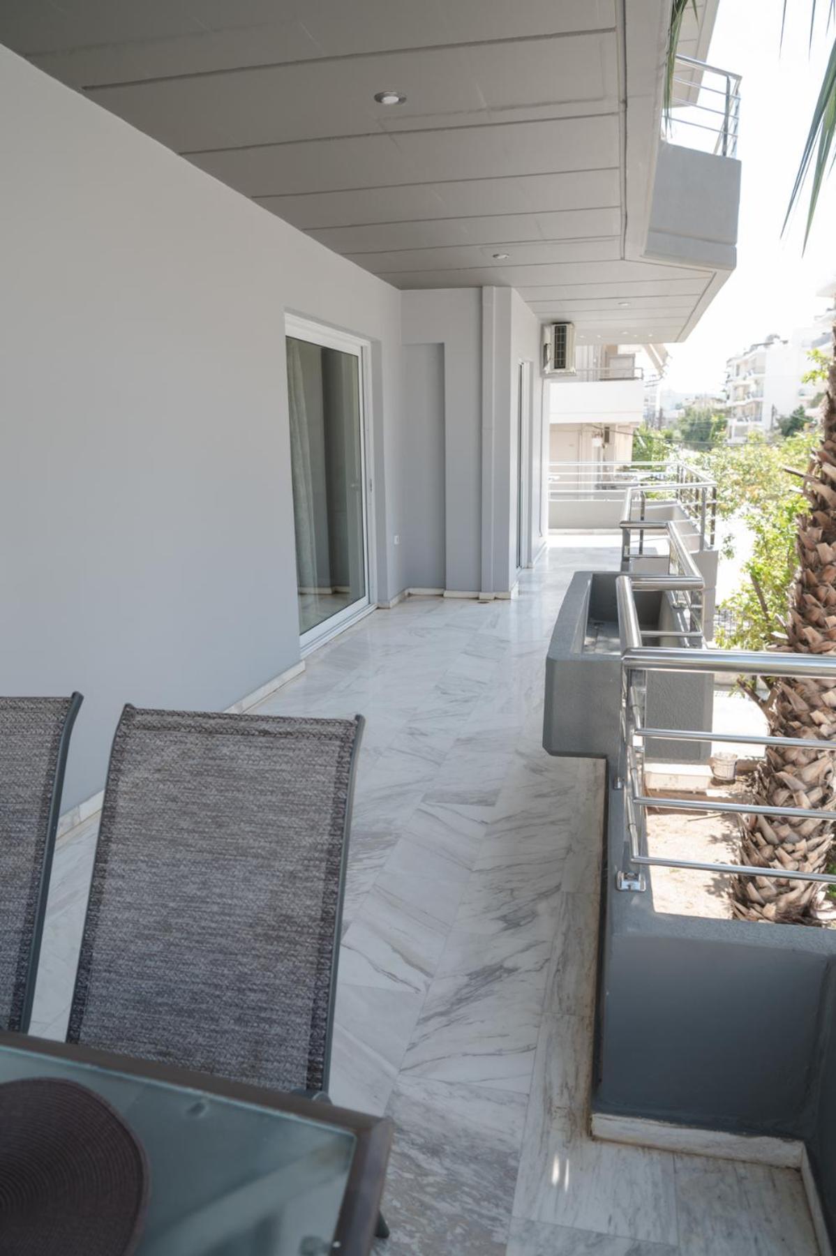 Sea View Apartment Халкида Экстерьер фото