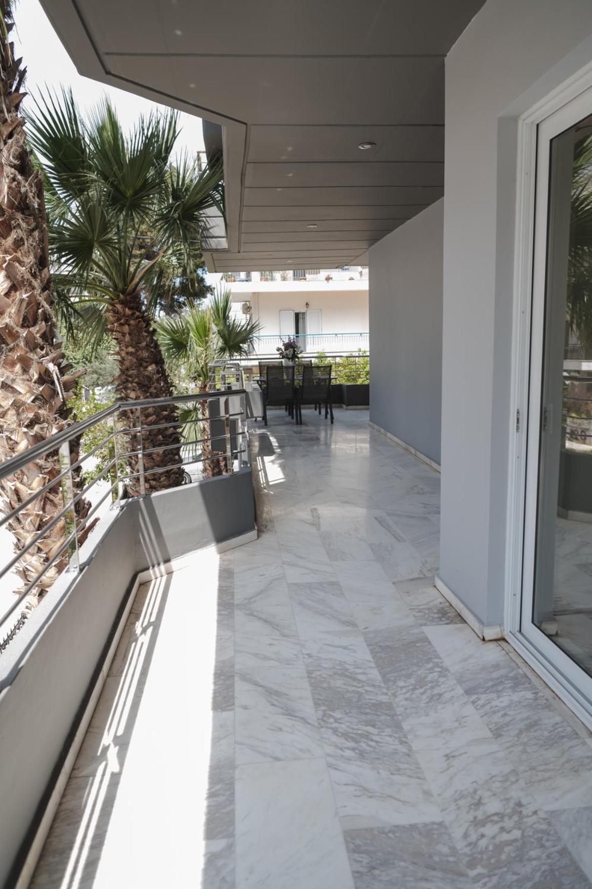 Sea View Apartment Халкида Экстерьер фото